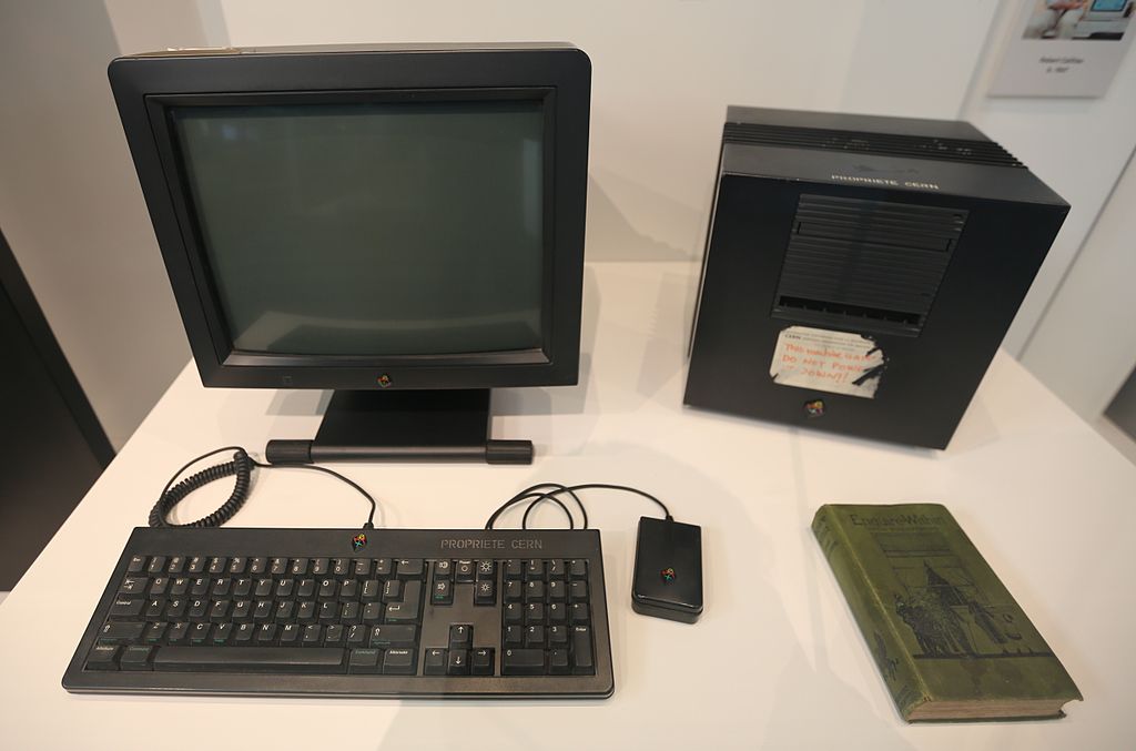 NeXTcube_first_webserver.JPG