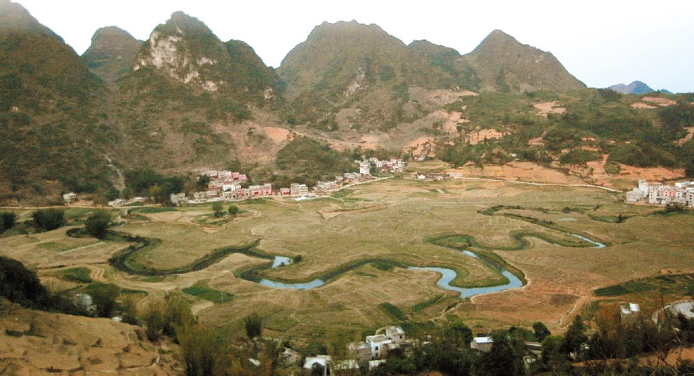 20130434退守洞穴的鱼儿_f3.jpg
