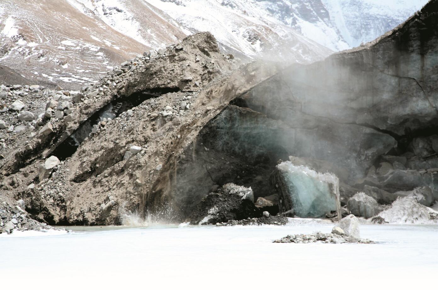 201102p46_f2.jpg
