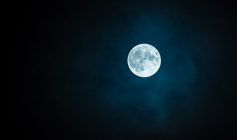 moon-1859616_960_720.jpg