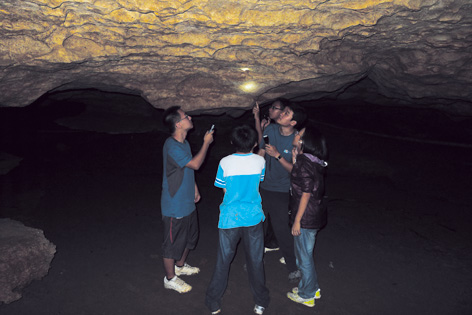 201109p57_f2.jpg