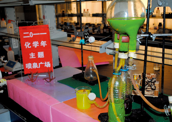 201110p4_f2.jpg